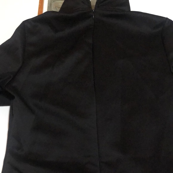 Westerncowgirl romper costume. Includes short romper, a chain belt andbandanna. - Picture 7 of 12